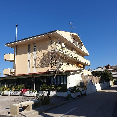 我的海滩小屋公寓 Montesilvano Marina 外观 照片